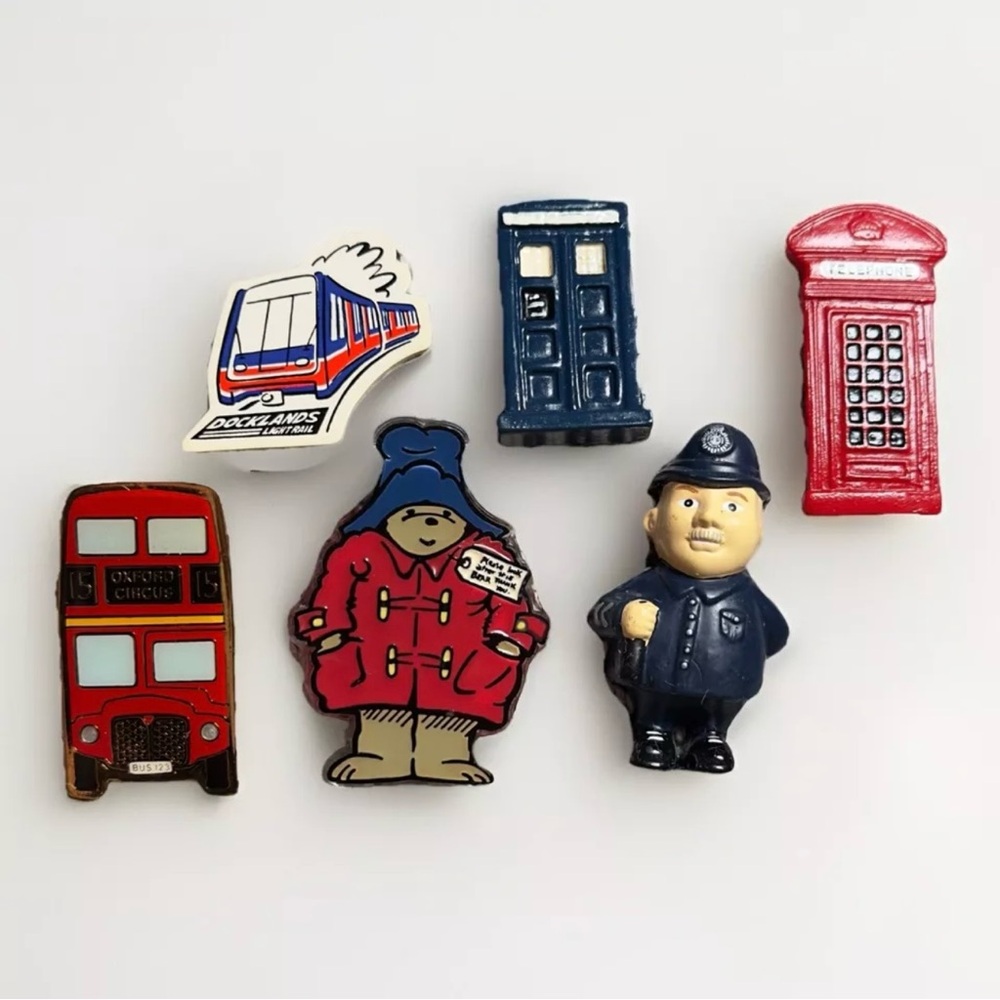 Vintage British Magnet LOT 7 London Cop Dr. Who TARDIS Paddington Bear Bus Phone